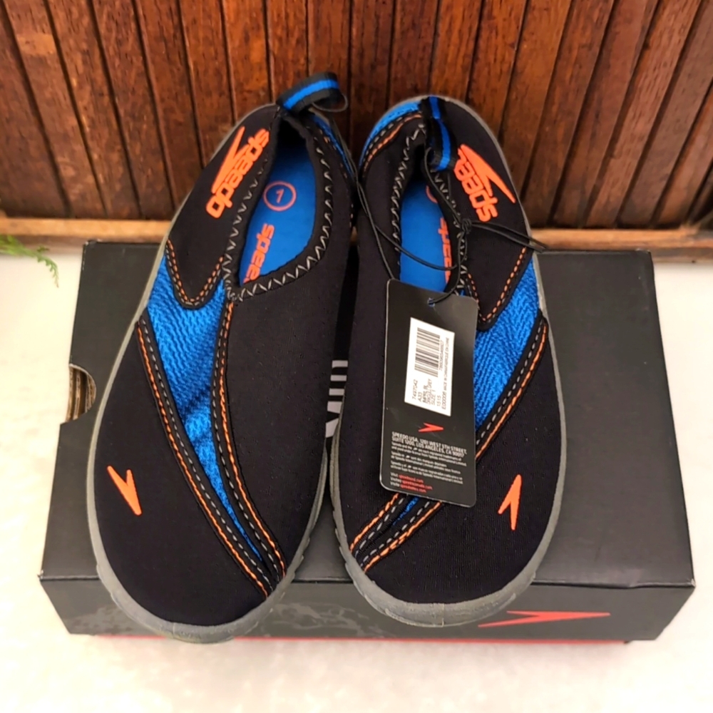SPEEDO kids water and beach shoes